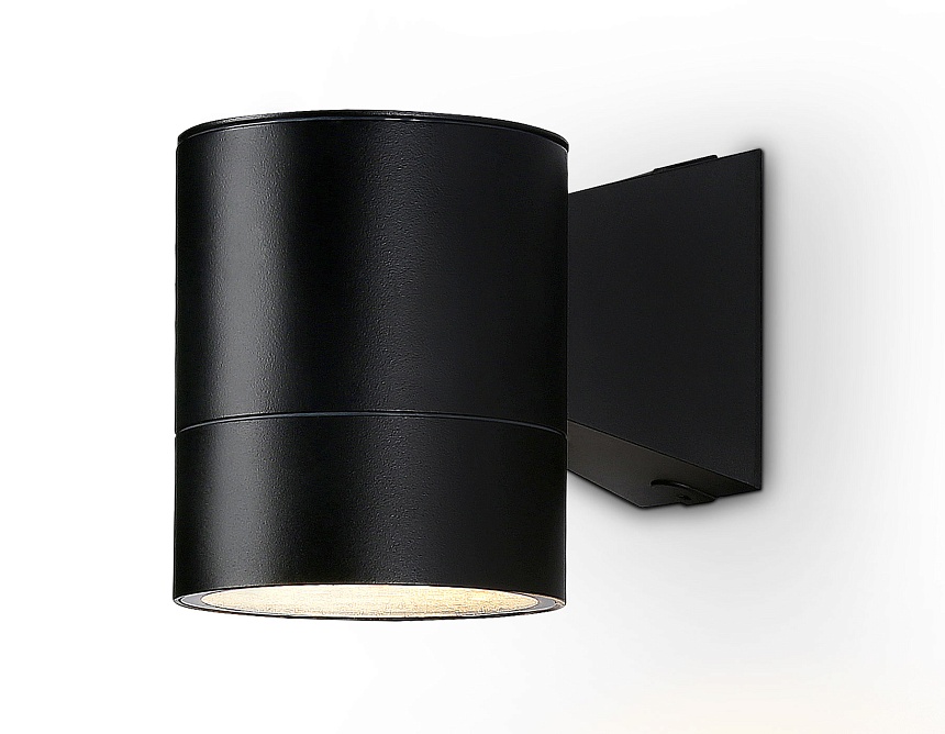 ST3302 BK черный IP54 GX53 max 15W 115*90*140 ST3302 BK черный IP54 GX53 max 15W 115*90*140