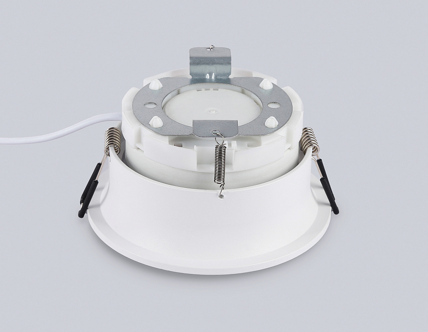 TN51810 WH белый GX53 max 15W D105*36