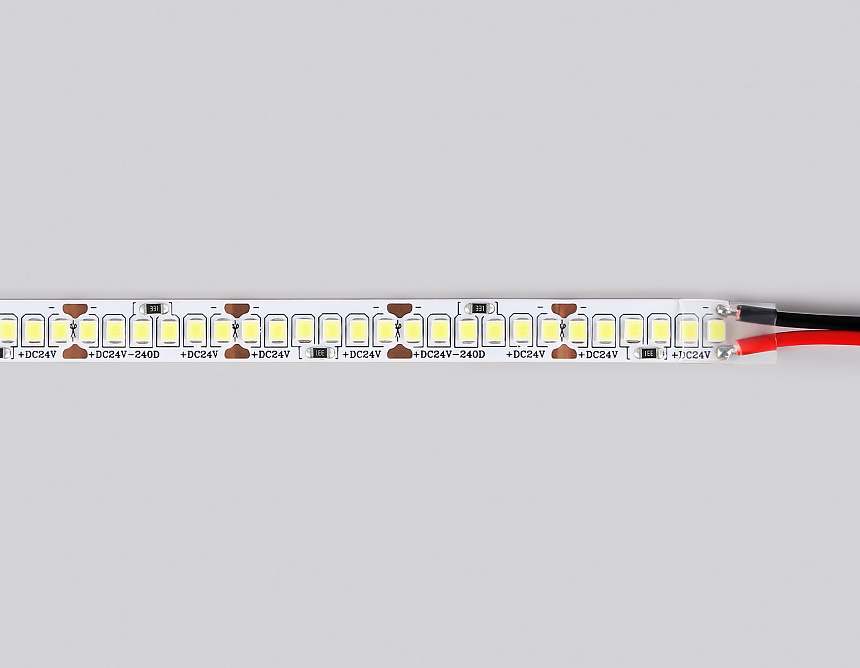 GS3403 2835 240Led/ 20W m/ 24V IP20 6500K/ 5000*10*1.2mm (2 конт.) GS3403 2835 240Led/ 20W m/ 24V IP20 6500K/ 5000*10*1.2mm (2 конт.)