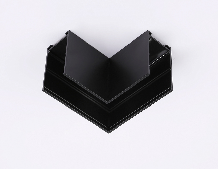 GL1032 BK черный коннектор угловой для накладного шинопровода Magnetic 220V 80*80*52