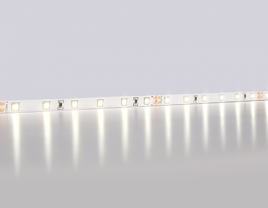 GS3002 2835 60Led/ 6W m/ 24V IP20 4500K/ 5000*8*1.2mm (2 конт.) GS3002 2835 60Led/ 6W m/ 24V IP20 4500K/ 5000*8*1.2mm (2 конт.)
