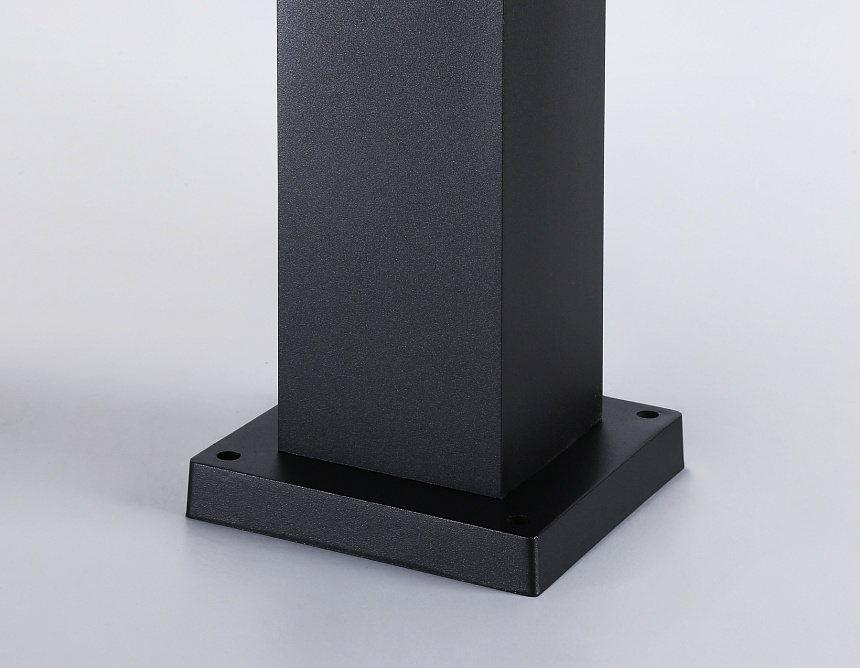 ST2582 BK/CL черный/прозрачный IP54 E27 max 40W 90*90*630 ST2582 BK/CL черный/прозрачный IP54 E27 max 40W 90*90*630