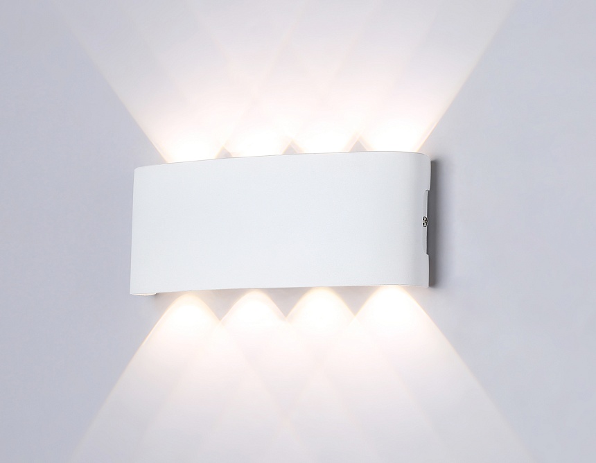 ST4461/8 WH белый IP65 LED 4200K 8W 210*80*46 ST4461/8 WH белый IP65 LED 4200K 8W 210*80*46