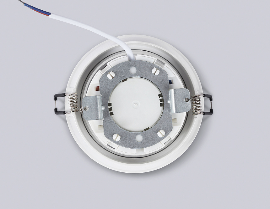 TN51822 WH белый GX53 max 15W D110*39