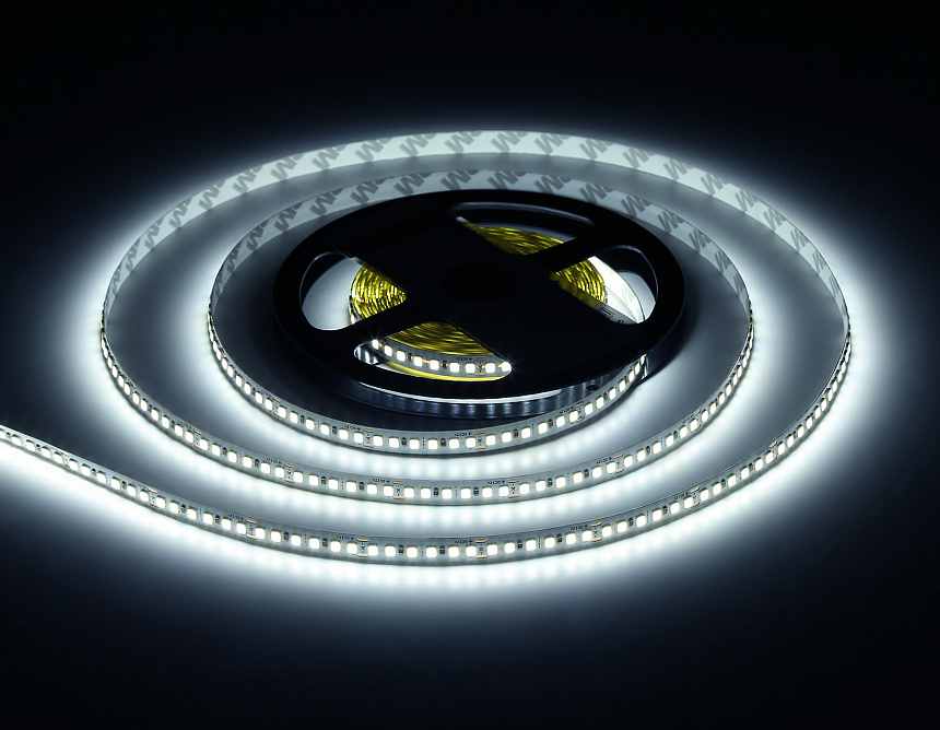 GS1303 2835 180Led/ 14.4W m/ 12V IP20 6500K/ 5000*8*1.2mm (2 конт.) GS1303 2835 180Led/ 14.4W m/ 12V IP20 6500K/ 5000*8*1.2mm (2 конт.)
