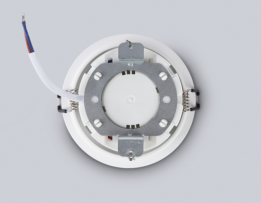 TN51813 WH белый GX53 max 15W D105*36