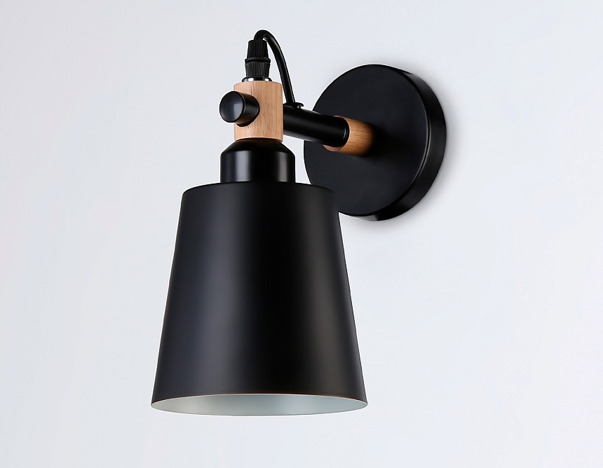 TR82213 BK/LW черный/светлое дерево E27 max 40W 230*130*190 TR82213 BK/LW черный/светлое дерево E27 max 40W 230*130*190