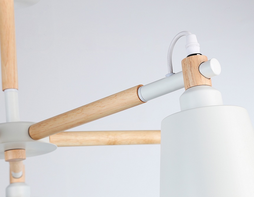 TR82208/5 WH/LW белый/светлое дерево E27/5 max 40W D780*430