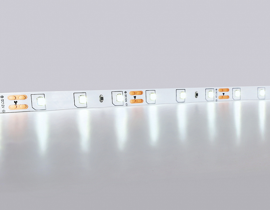GS1003 2835 60Led/ 4.8W m/ 12V IP20 6500K/ 5000*8*1.2mm (2 конт.) GS1003 2835 60Led/ 4.8W m/ 12V IP20 6500K/ 5000*8*1.2mm (2 конт.)