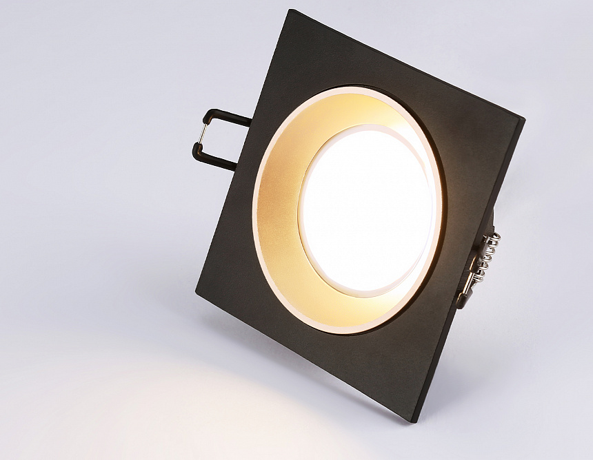 A8927 BK/GD черный/золото MR16 GU5.3 92*92*24