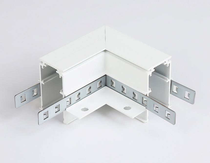 GL3352 WH белый коннектор угловой встраиваемый 85*85*H46.8