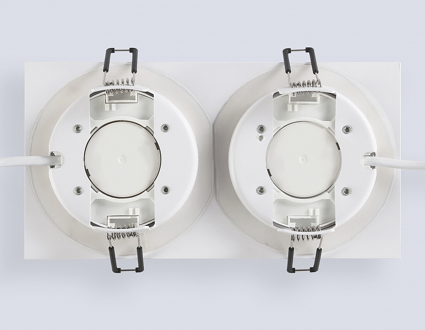 TN6741/2 WH белый IP44 GX53/2 210*110*57