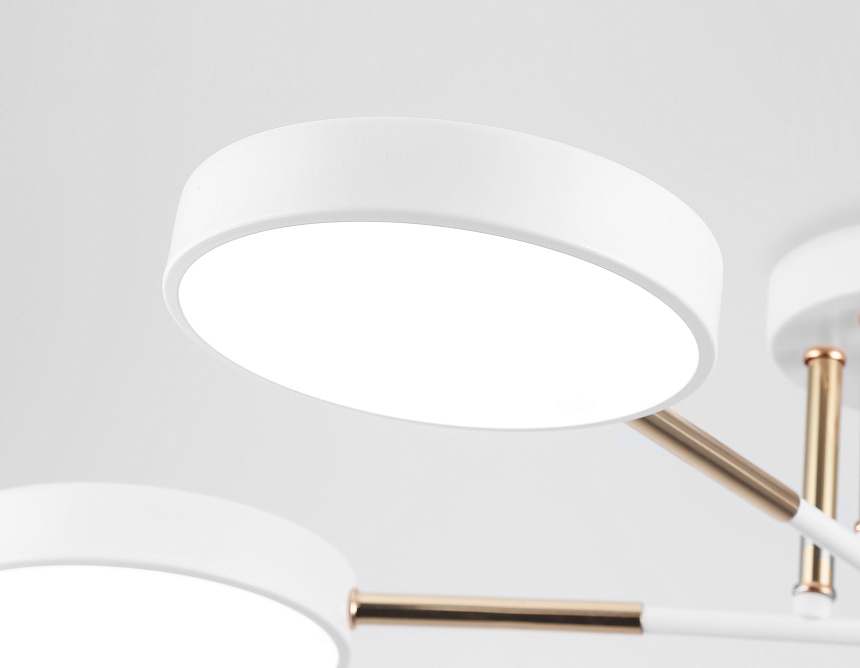 FL516331/4 WH/FGD белый/золото 72W 3000-6000K 610*410*140 (без ПДУ)