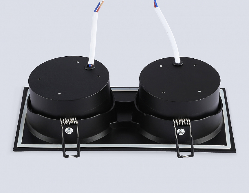 TN6661/2 BK черный IP44 GX53/2 220*110*48