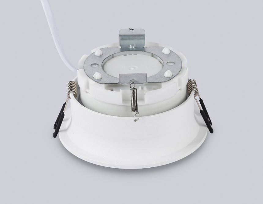 TN51813 WH белый GX53 max 15W D105*36