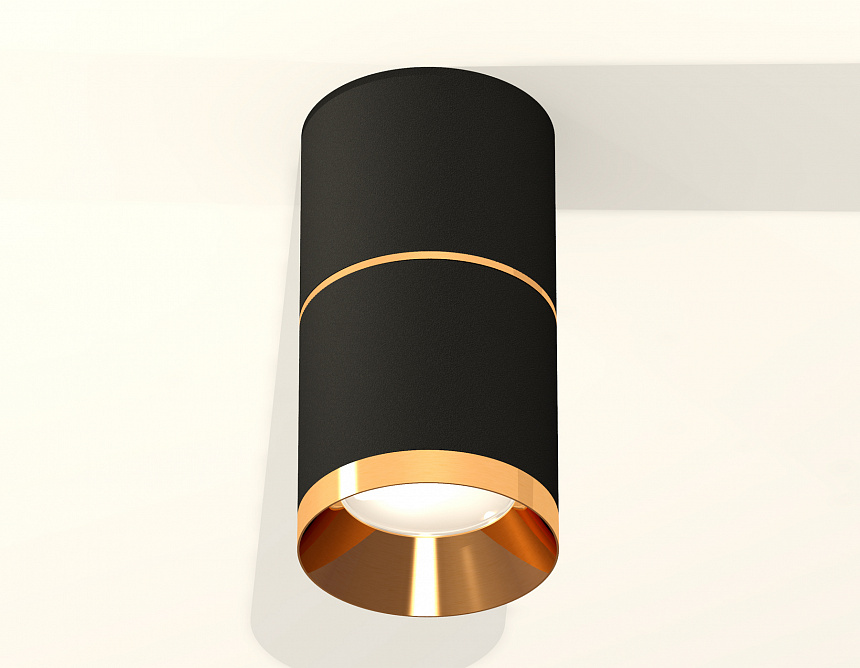 XS7402181 SBK/PYG черный песок/золото желтое полированное MR16 GU5.3 (C7402, A2072, C7402, N7034)