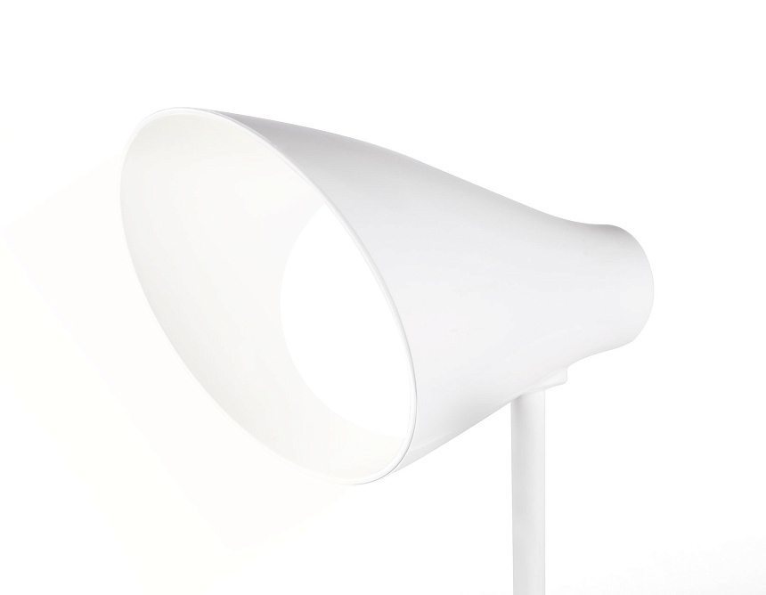 DE705 WH белый LED 3000-6000K 4W