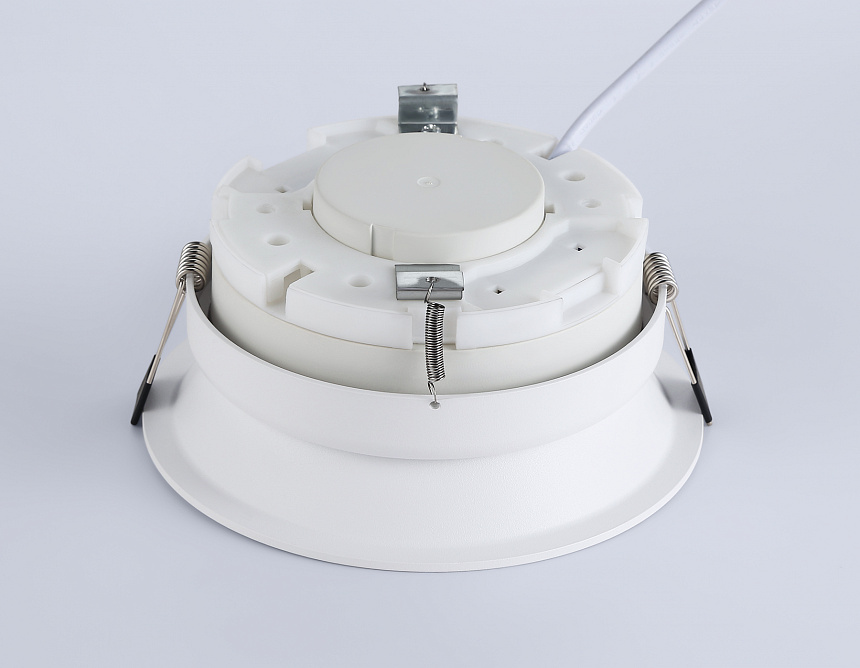 TU51813 WH белый GX70 max 20W D145*44 TU51813 WH белый GX70 max 20W D145*44