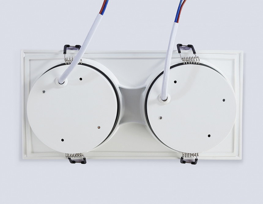 TN6659/2 WH белый IP44 GX53/2 220*110*48