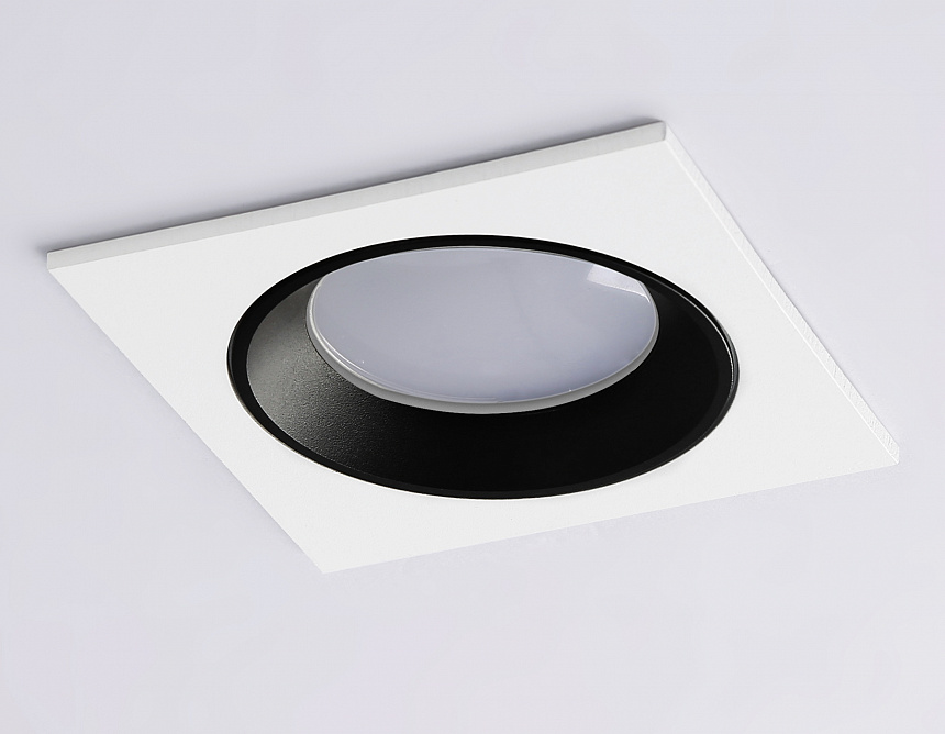 A8925 WH/BK белый/черный MR16 GU5.3 92*92*24