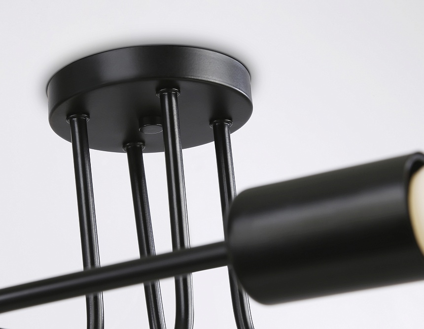 TR8022/4 BK черный E27*4 max 40W D715*205