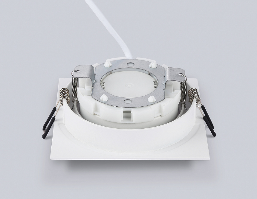 TN6607 WH белый IP44 GX53 max 15W 110*110*23