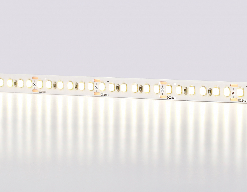 GS3202 2835 180Led/ 14.4W m/ 24V IP20 4500K/ 5000*8*1.2mm (2 конт.) GS3202 2835 180Led/ 14.4W m/ 24V IP20 4500K/ 5000*8*1.2mm (2 конт.)
