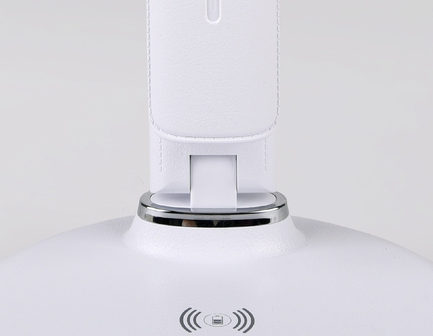 DE520 WH белый LED 3000-6400K 8W