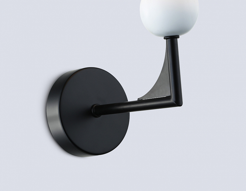 LH75156 BK/FR черный/белый матовый E14 max 40W 240*170*300