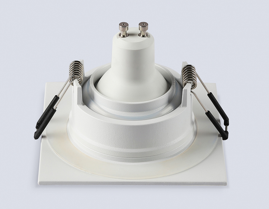 TN1143 WH белый IP44 GU5.3 95*95*38