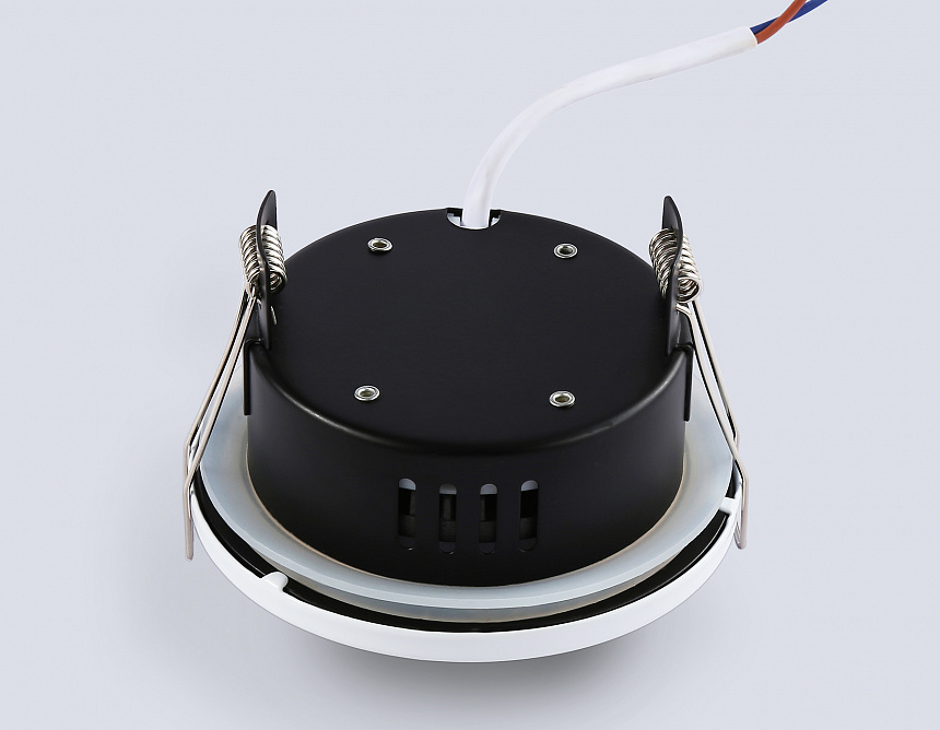 TN6630 WH белый IP44 GX53 D100*60