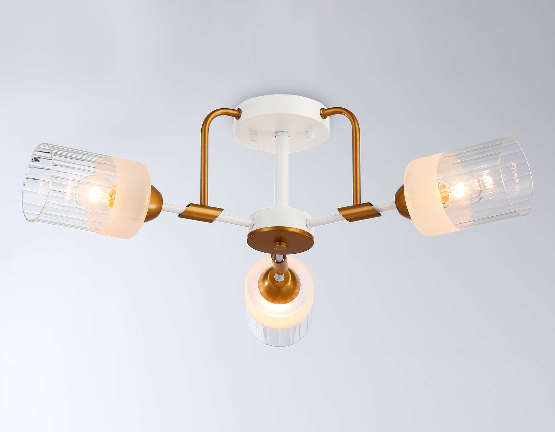 TR303321/3 WH/GD/CL/FR белый/золото/прозрачный/белый матовый E27*3 max 60W D620*210