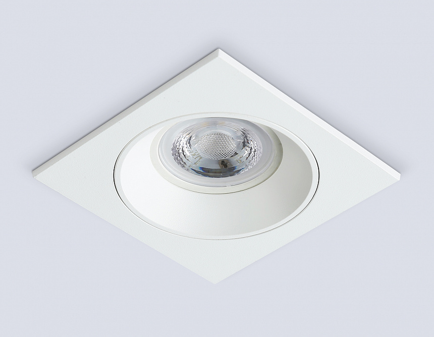 A8924 WH белый MR16 GU5.3 92*92*24