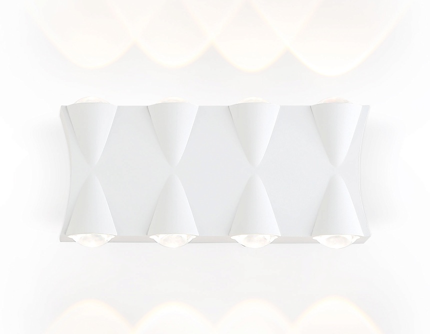 ST4490/8 WH белый LED 4200K 8W IP54 190*80*45
