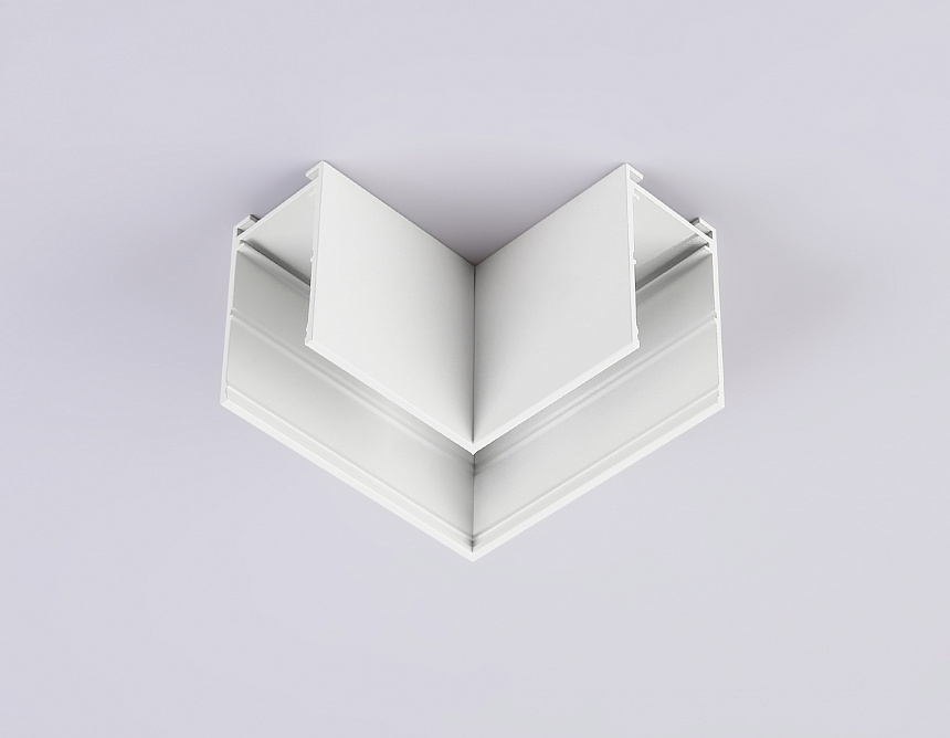 GL1031 WH белый коннектор угловой для накладного шинопровода Magnetic 220V 80*80*52