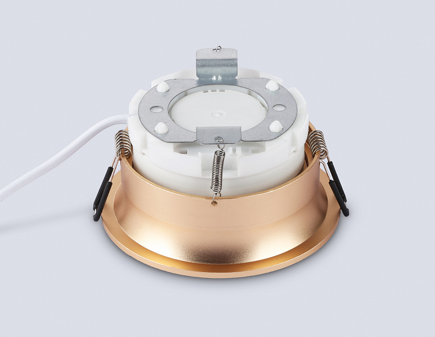 TN51815 GD золото GX53 max 15W D105*36